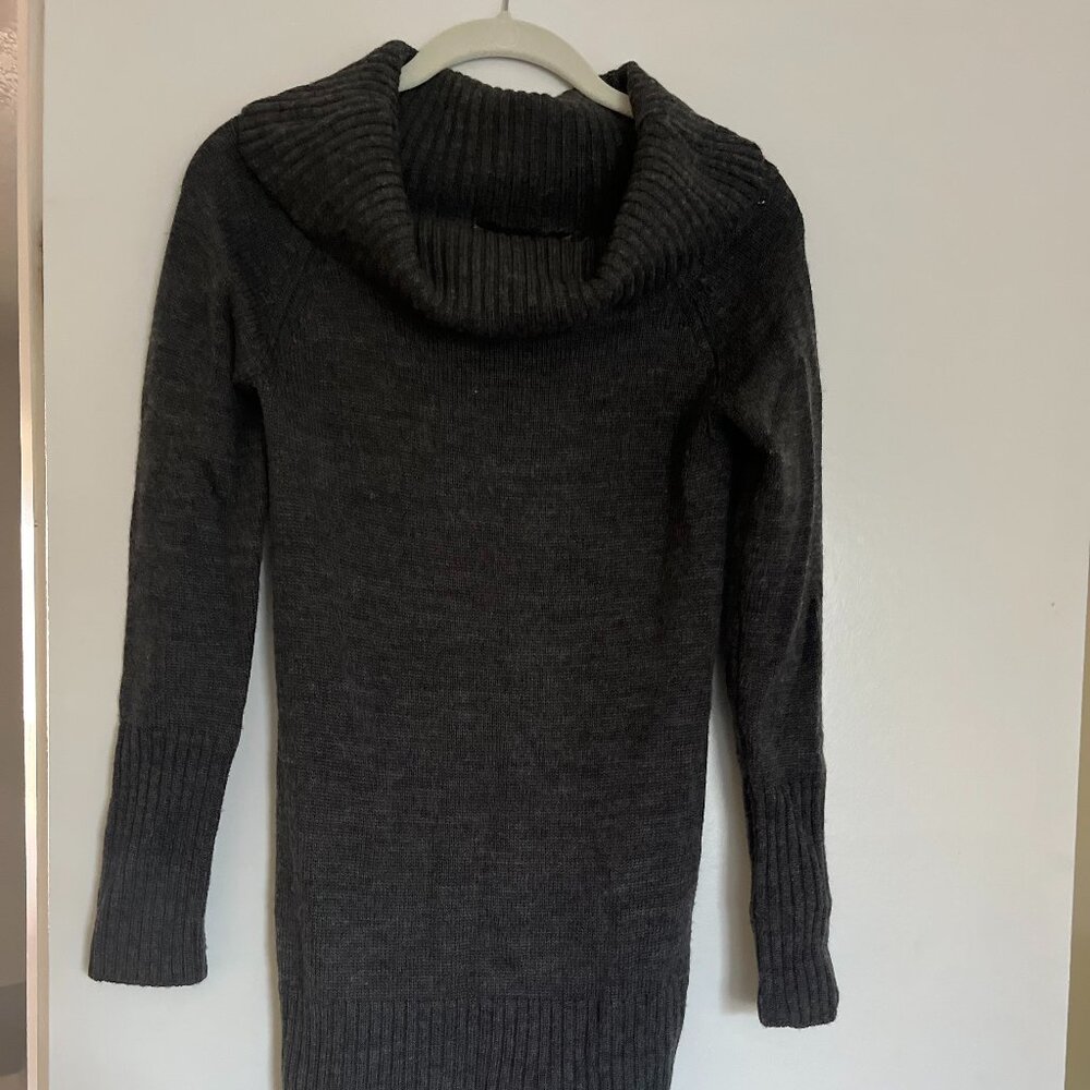 BCBGMaxAzria Size XS 100% Lambswool Sweater Dress